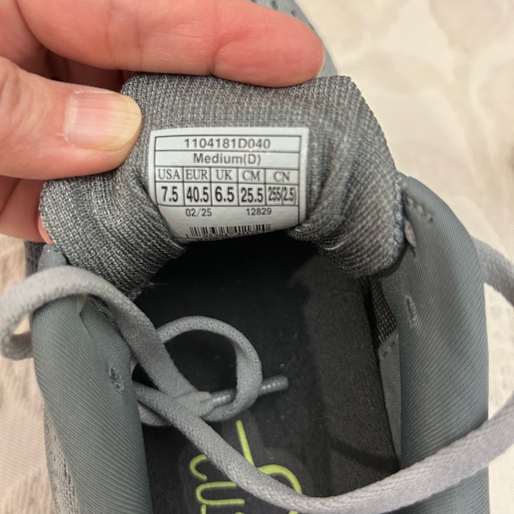 Brooks Ghost 16 Men’s 7.5 EU 40.5 Charcoal and Lime Athletic Shoes, EXCELLENT - Picture 7 of 14